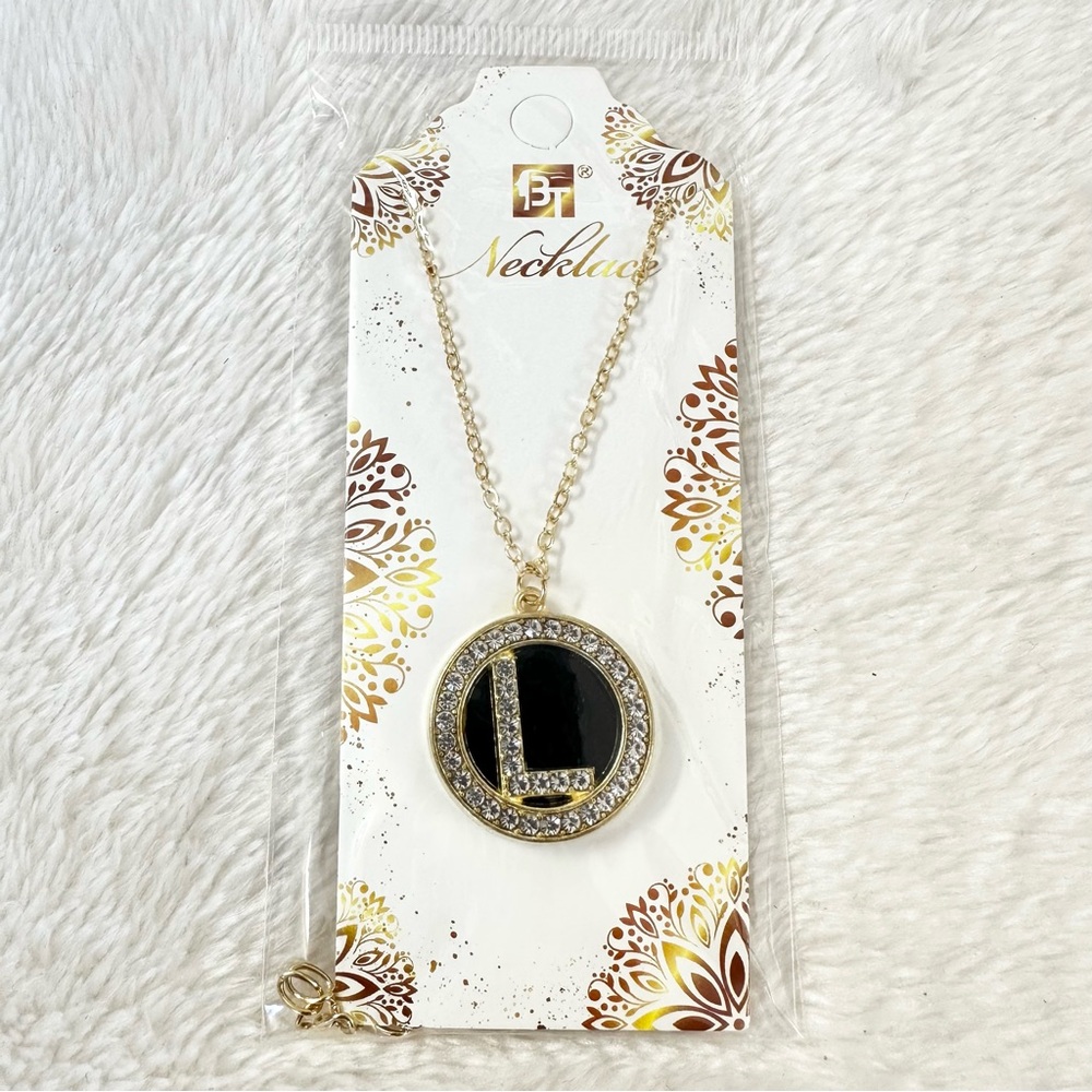Britton’s eBoutique Bling & Beyond - Picture 12 of 16
